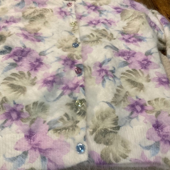 Venesha Angora Cardigan Size Medium Floral Lavender Button Sweater Long Sleeve - Picture 2 of 8